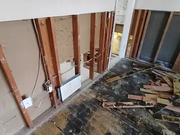 Post-Leak Cleanup & Debris Removal project documentation photo 92